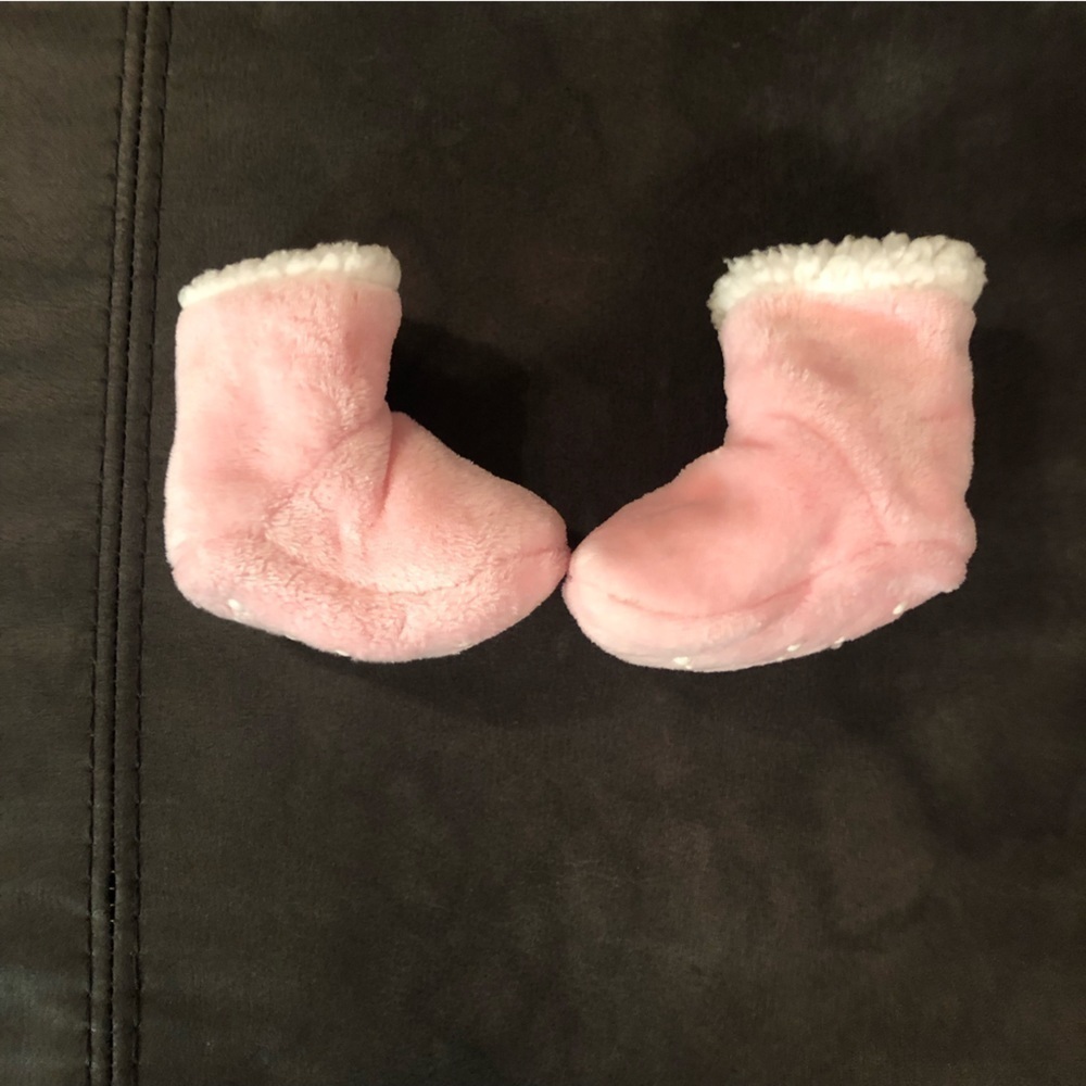 Soft Pink Infant Booties